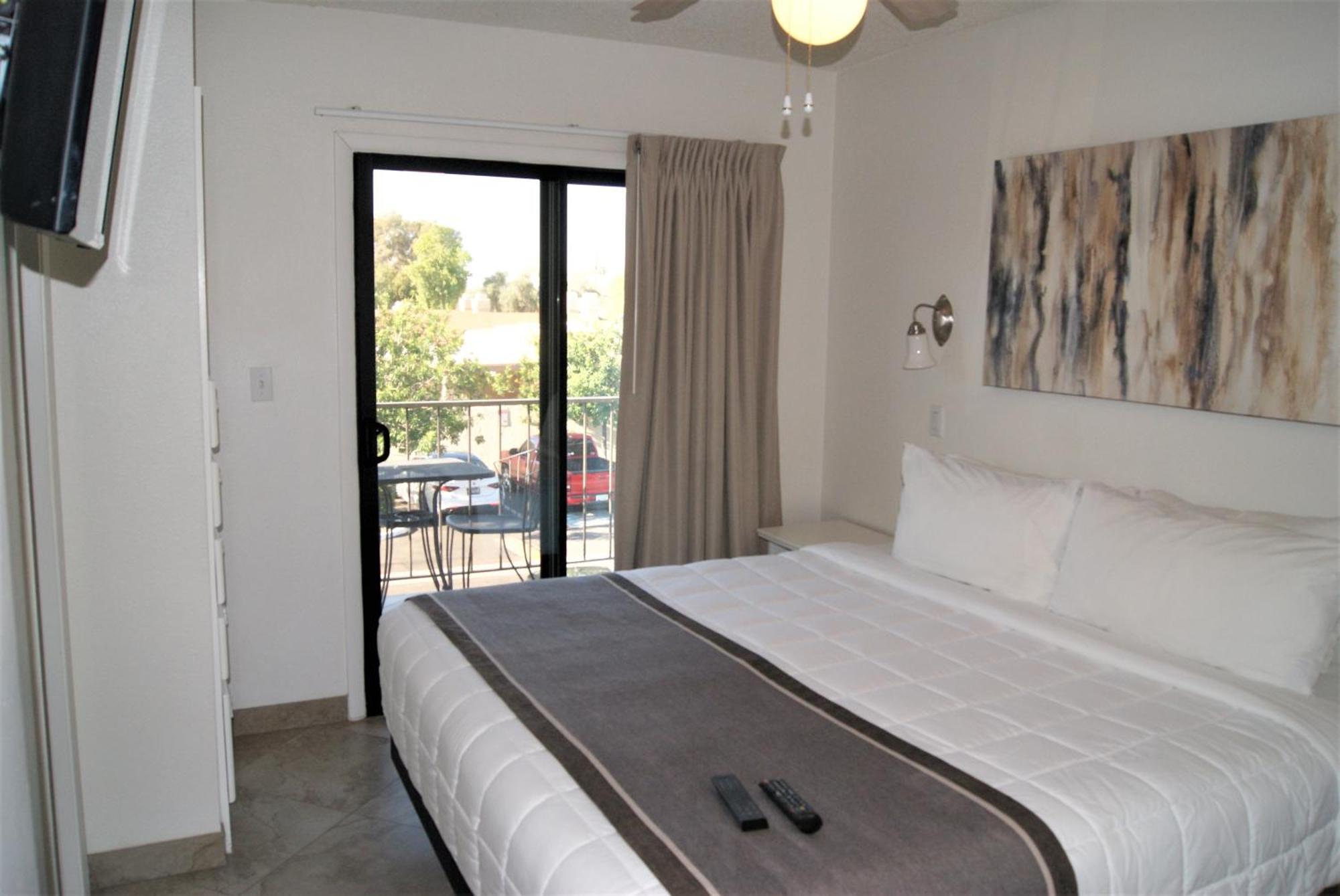 207 Fully Furnished 1br Suite-prime Location * Scottsdale